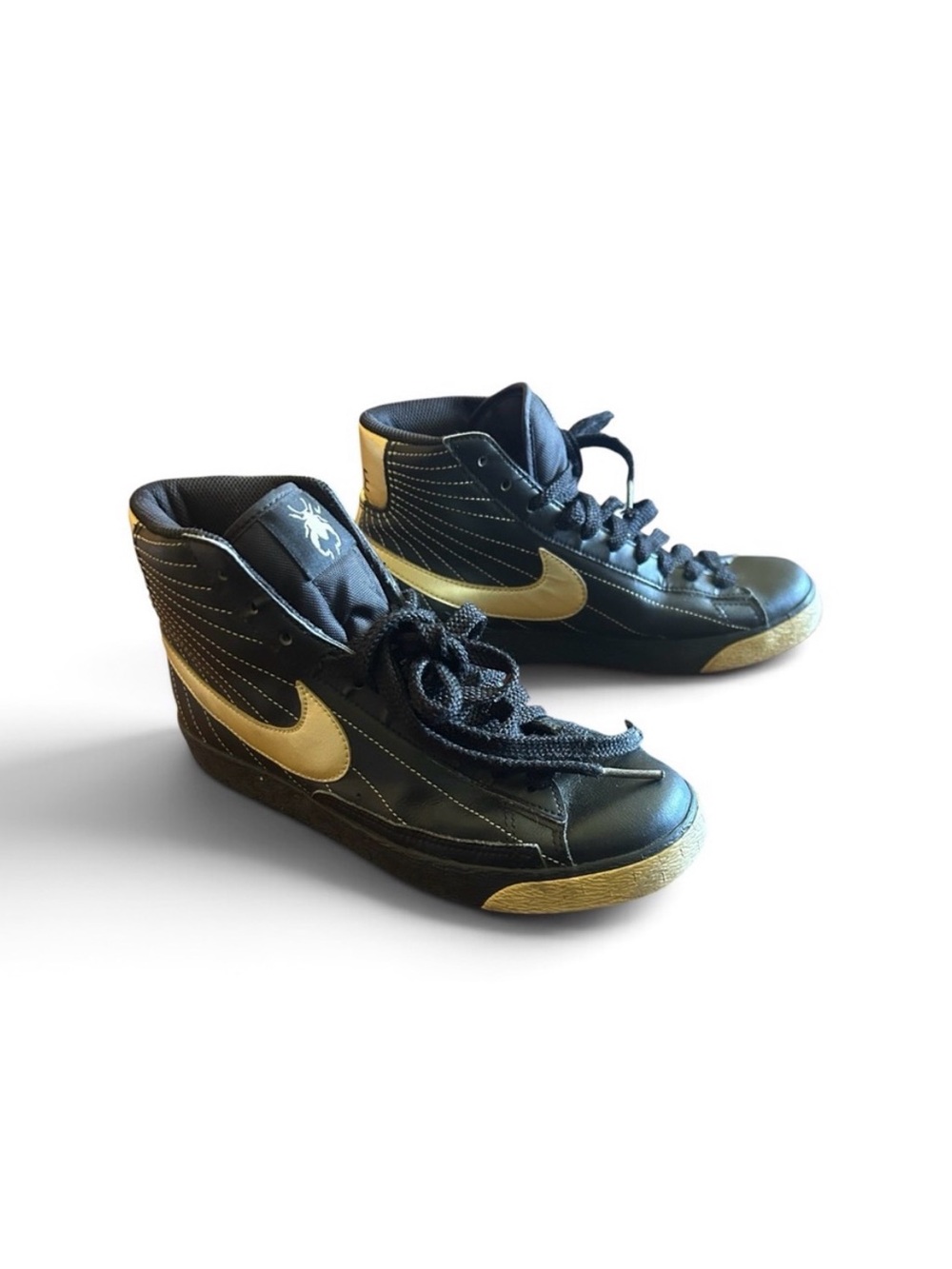 Nike Blazer High Premium Black Metallic Gold Beetle 2009 Vintage Womens Sz 8.5